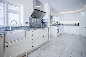 Rainbow Leap - 5 Bed Holiday Home - Saundersfoot