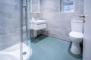 Rainbow Leap - 5 Bed Holiday Home - Saundersfoot