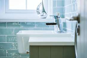 Rainbow Leap - 5 Bed Holiday Home - Saundersfoot