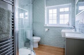 Rainbow Leap - 5 Bed Holiday Home - Saundersfoot