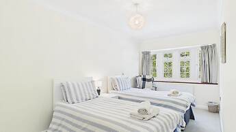 Rainbow Leap - 5 Bed Holiday Home - Saundersfoot