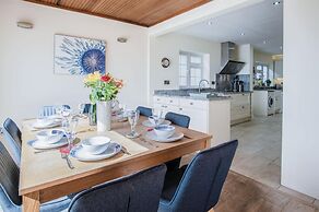 Rainbow Leap - 5 Bed Holiday Home - Saundersfoot