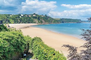 5 Belle Vue Court - 2 Bedroom Apartment - Tenby