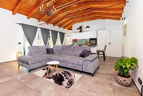 Holiday House La Gronda