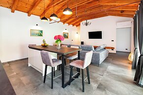 Holiday House La Gronda