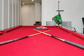 Lakefront Lux 2BR Symphony Of Comfort