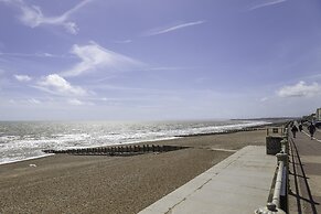 Beachfront Apartment With Sea View By My Getaways