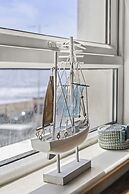 Beachfront Apartment With Sea View By My Getaways