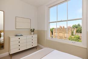 The Camden Hideout - Modish and Bright 2bdr Flat