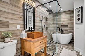 Fairway Dunes 2 by Wild Dunes, Luxury Home