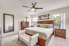 7 Mi to Disney: Kissimmee Poolside Paradise!