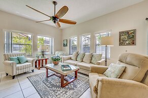 7 Mi to Disney: Kissimmee Poolside Paradise!