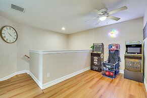 14 Mi to Disney: Spacious Home w/ Pool & Lanai!