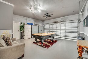 14 Mi to Disney: Spacious Home w/ Pool & Lanai!