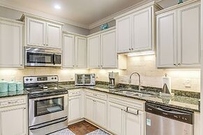 St Simons Island Haven: Screened Porch, Pond View!