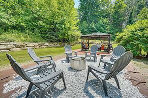 Porch & Fire Pit: Shawnee on Delaware Home!