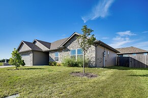 Steps to Park: Quiet Home w/ Yard in Columbia