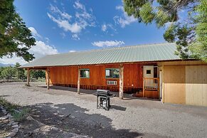 Sunset Cabin Near Moab w/ Stunning Views!