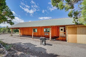 Sunset Cabin Near Moab w/ Stunning Views!