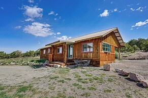 Sunset Cabin Near Moab w/ Stunning Views!