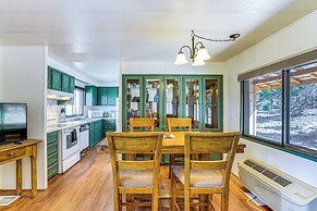 Sunset Cabin Near Moab w/ Stunning Views!