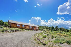 Sunset Cabin Near Moab w/ Stunning Views!