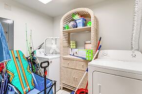 Beachfront Views: Breezy Port Aransas Condo!