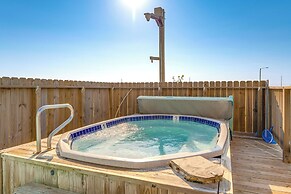 Beachfront Views: Breezy Port Aransas Condo!