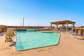 Beachfront Views: Breezy Port Aransas Condo!
