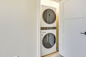 Traverse City Townhome: Walk to Boardman Lake!