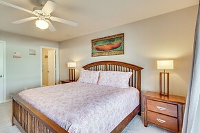 Lake of The Ozarks Condo w/ Pool in Camdenton