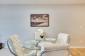 Lake of The Ozarks Condo w/ Pool in Camdenton