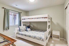 Lake of The Ozarks Condo w/ Pool in Camdenton