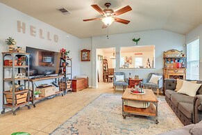 Pet-friendly San Marcos Home ~ 3 Mi to Downtown!