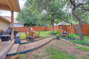 Pet-friendly San Marcos Home ~ 3 Mi to Downtown!