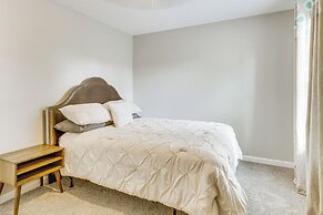 10 Mi to Norfolk: Chesapeake Haven w/ Yard!