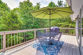 Tennessee Cabin Getaway Near Dale Hollow Lake!