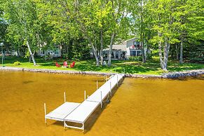 Lakefront Michigan Cottage w/ Grill, Dock & Kayaks