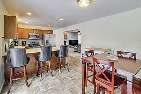 Family-friendly Tobyhanna Home w/ Community Pool