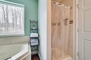 Family-friendly Tobyhanna Home w/ Community Pool