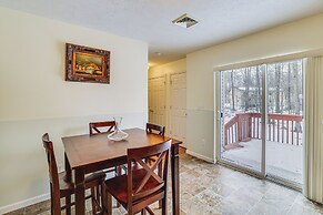 Family-friendly Tobyhanna Home w/ Community Pool