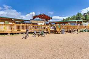 Angel Fire Mountain Condo: Steps to Ski Resort!