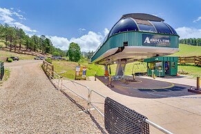 Angel Fire Mountain Condo: Steps to Ski Resort!