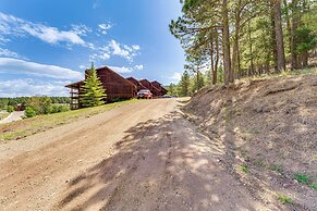 Angel Fire Mountain Condo: Steps to Ski Resort!