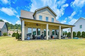 Waterfront Alexander City Home w/ Private Dock!
