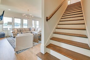 Waterfront Alexander City Home w/ Private Dock!