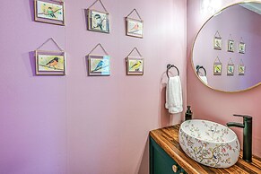 Renovated Franklin Home w/ Mountain-view Deck!