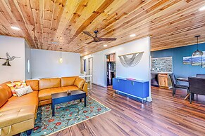 Renovated Franklin Home w/ Mountain-view Deck!