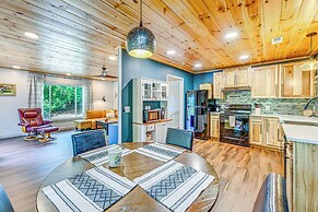 Renovated Franklin Home w/ Mountain-view Deck!