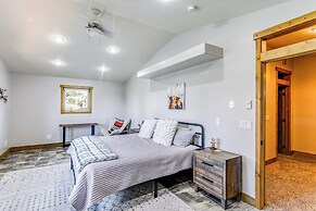 Spacious Afton Home: Patio, Grill & Mountain Views